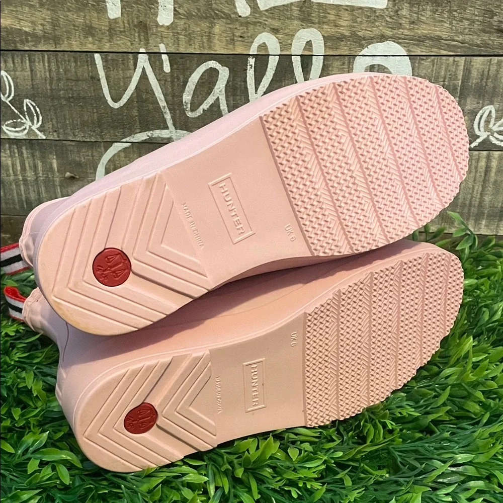 New Hunter Women’s Play Short Azalea Pink Rain Boots - Picture 9 of 9